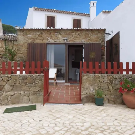 Casas Da Tia Alice - Encantadoras Em