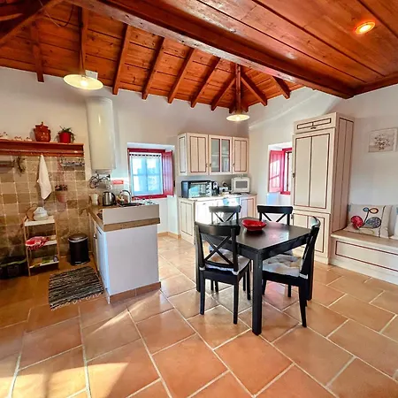 Casas Da Tia Alice - Encantadoras Em *