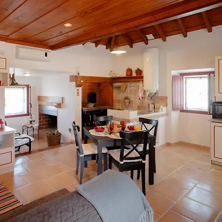 Casas Da Tia Alice - Encantadoras Em بيت للعطل